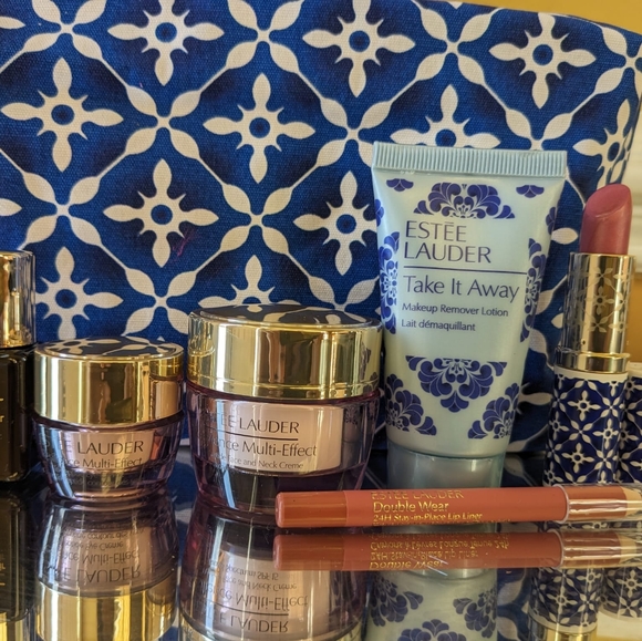 🥳🥳Host Pick 💥💥Estee lauder - Picture 5 of 6